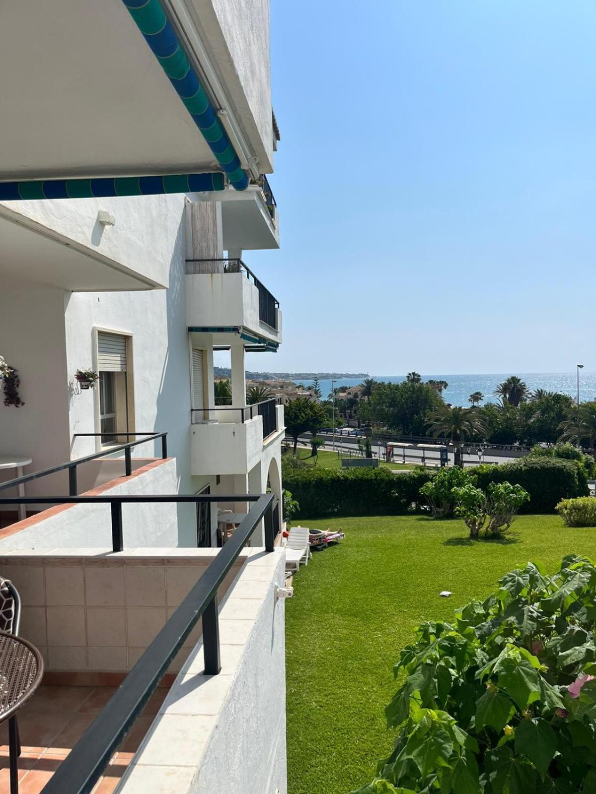 apartamento con vistas al mar La Cala De Mijas Exterior foto